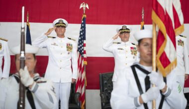 Hufstetler relinquishes command, Engel assumes leadership of NAS JRB Fort Worth