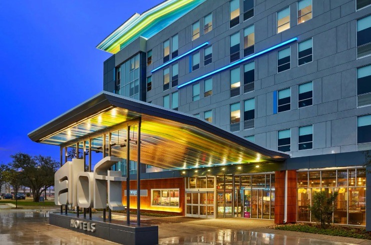 Hotel Equities Partners With Lodgic Hospitality