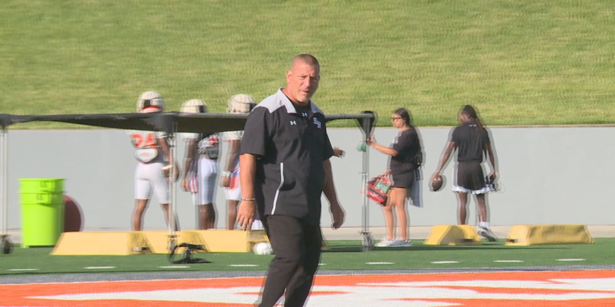 Sam Houston football opens season with tough road test at Troy