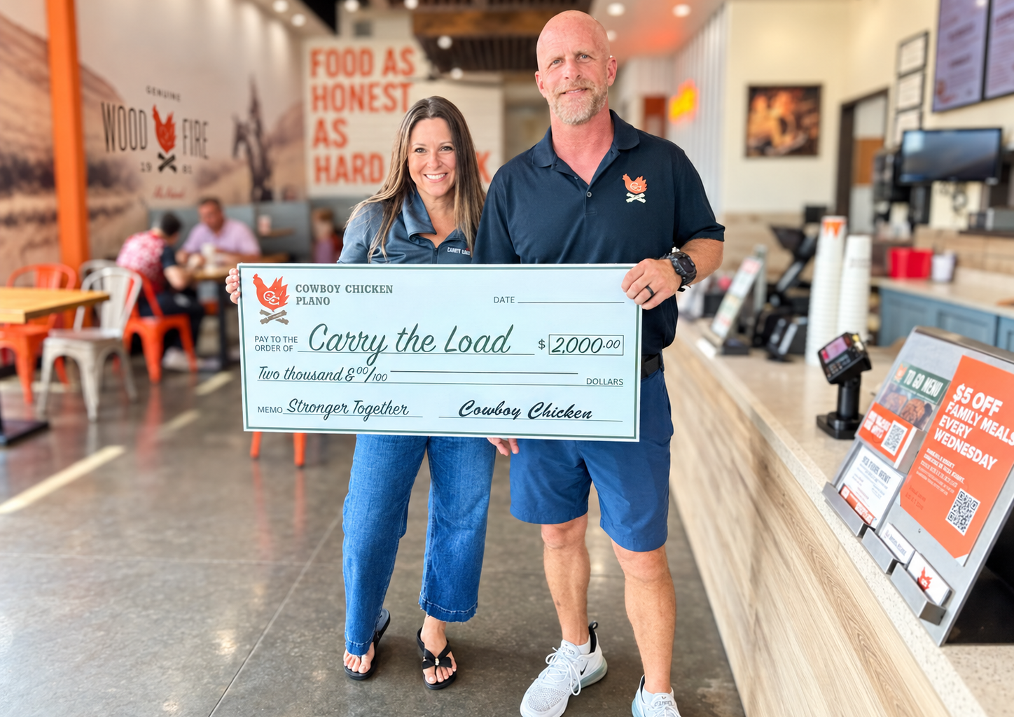 Cowboy Chicken Plano donates to nonprofit for veterans, their families