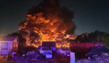 After the fire, the Mavericks are bringing water to Sand Branch