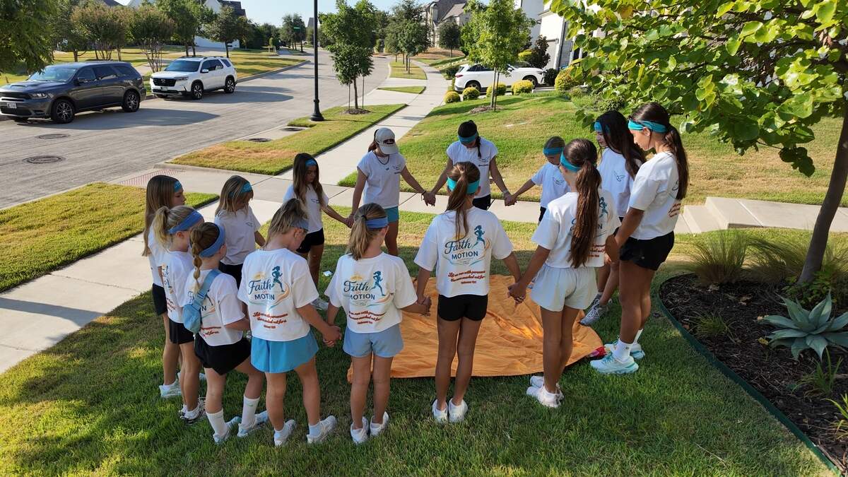 A dozen elementary and middle school girls gathered in Aledo on Aug. 29, 2026 to participate in 11-year-old Delaila Lamy’s Faith in Motion run club which was made in honor of her late father, Gaylord Lamy, general manager of the Bowie House.