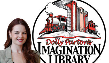 Candidate Allison Mitchell hosting 'Dolly Day' at Alexandre's