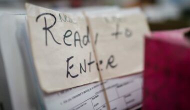 Texas’ delayed voter applications highlight registration woes