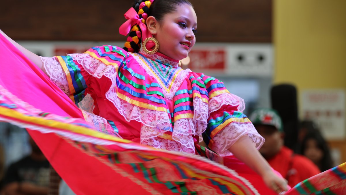 Celebrate Mexican Independence at La Gran Plaza in Fort Worth – NBC 5 Dallas-Fort Worth