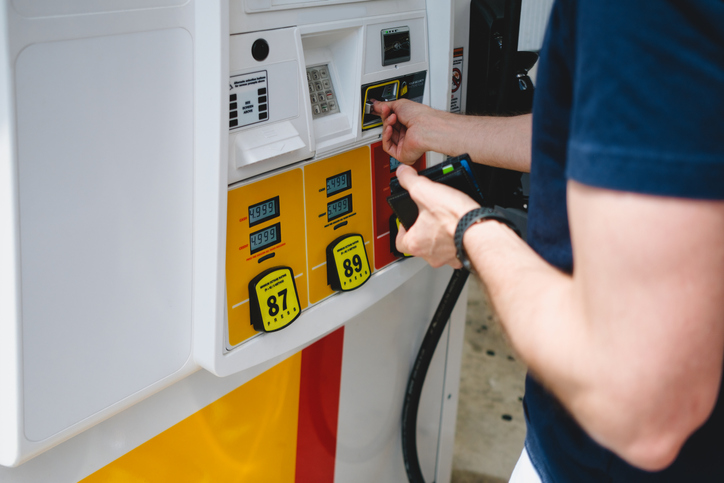 Texas gas prices rise ahead of Labor Day weekend