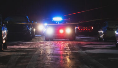 SAPD: Man dead after early morning shooting at Southeast Side apartment complex
