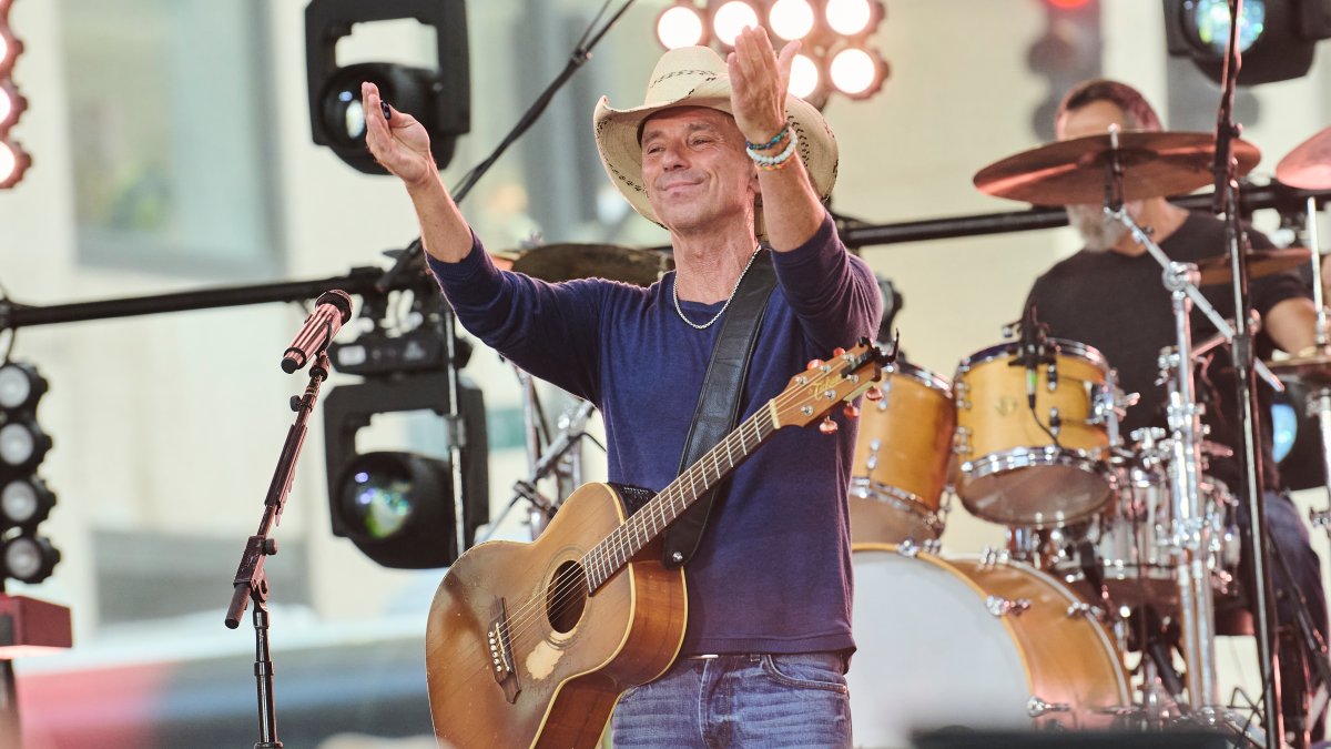 Kenny Chesney announces 2027 AT&T Stadium show with Sheryl Crow – NBC 5 Dallas-Fort Worth