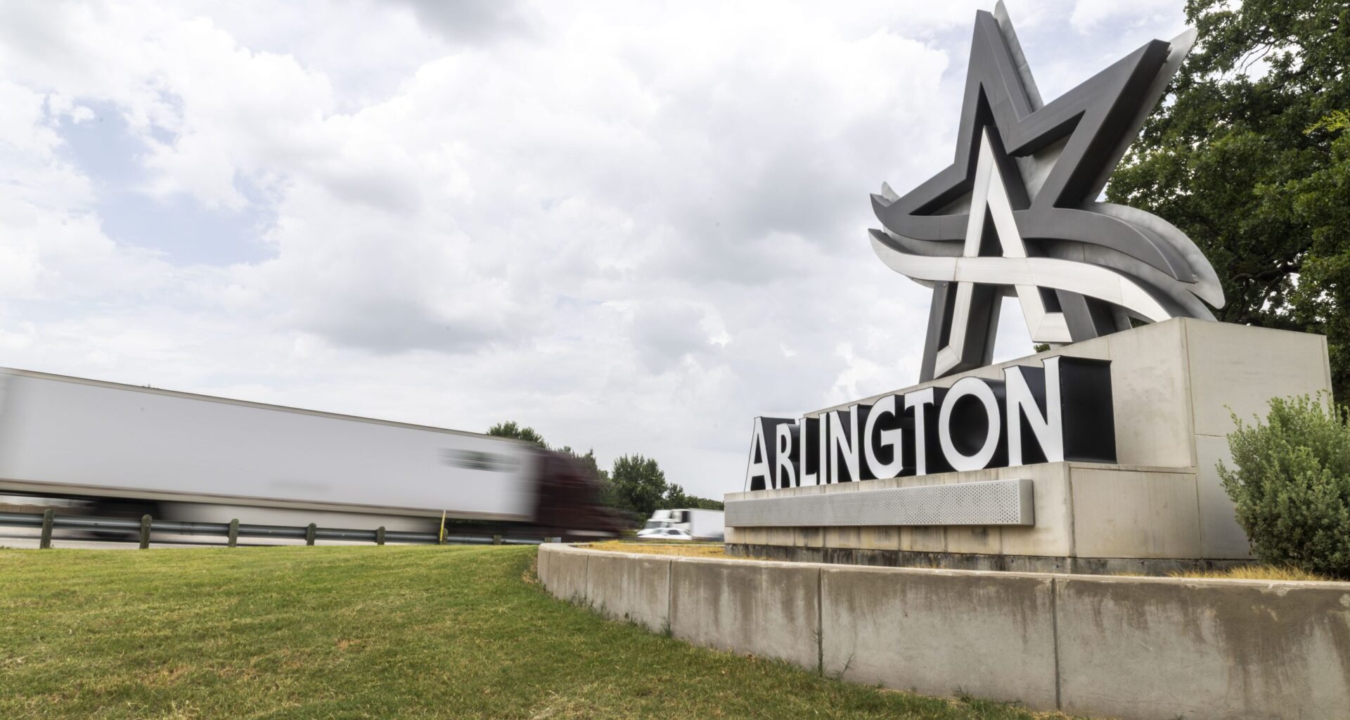 Here’s what to know for Arlington’s upcoming town hall meetings