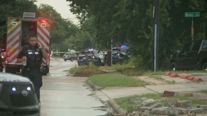 VIDEO: New bodycam video shows HPD officers confronting gunman after 3 people shot near Chicken Plus
