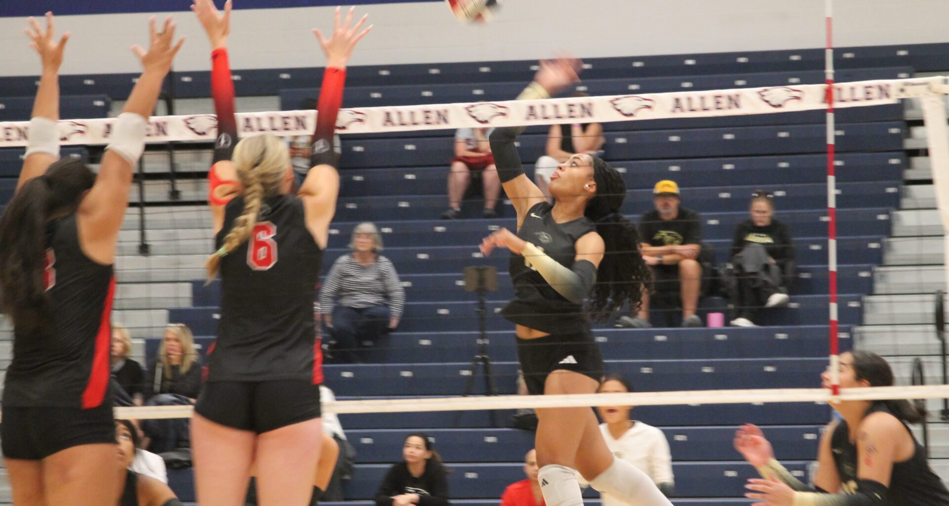Plano East nets 5 wins at Volleypalooza