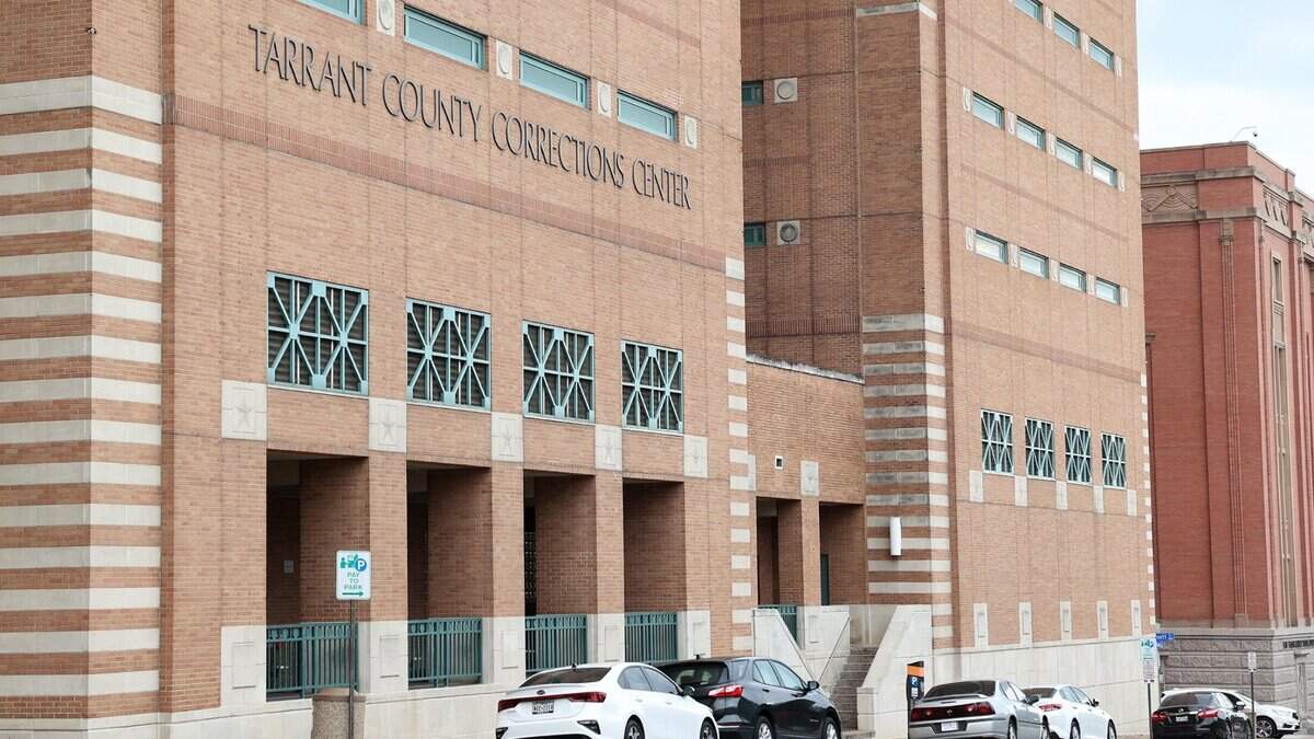 The Tarrant County Jail on Oct. 11, 2022.