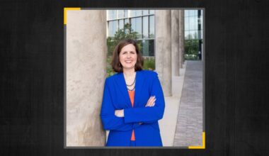 UT Arlington, MD Anderson presidents stepping down