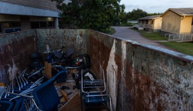 Texas transfers failing ratings to six AISD schools