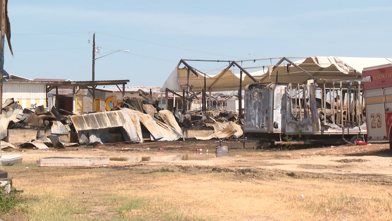 Austin Country Flea Market gets damaged in fire