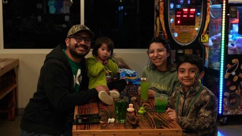 Kid Friendly Breweries Houston - SpindleTap Brewery