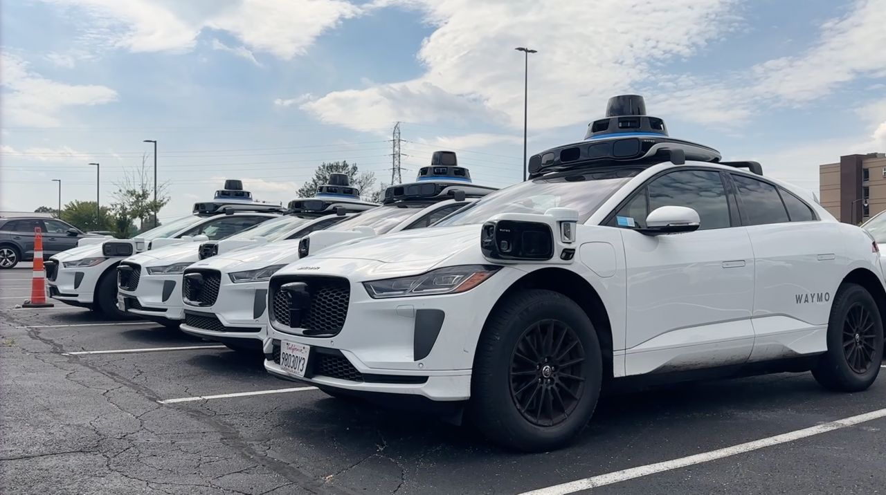 Waymo expands fully autonomous freeways rides in Austin