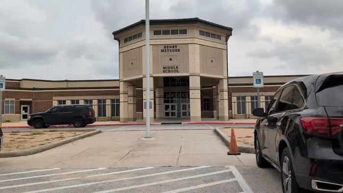 Girl stabs boy at Metzger Middle School, Judson ISD board member says