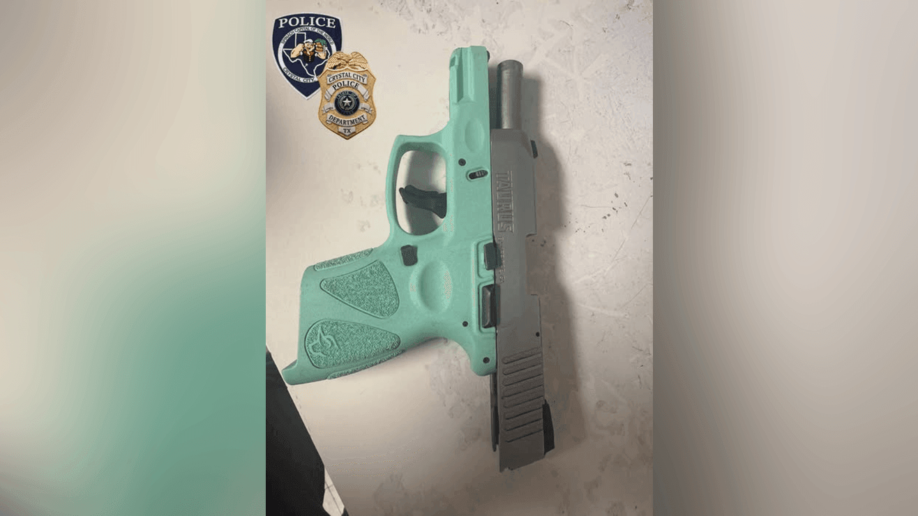 Police detain juvenile, recover weapon in Crystal City aggravated assault investigation