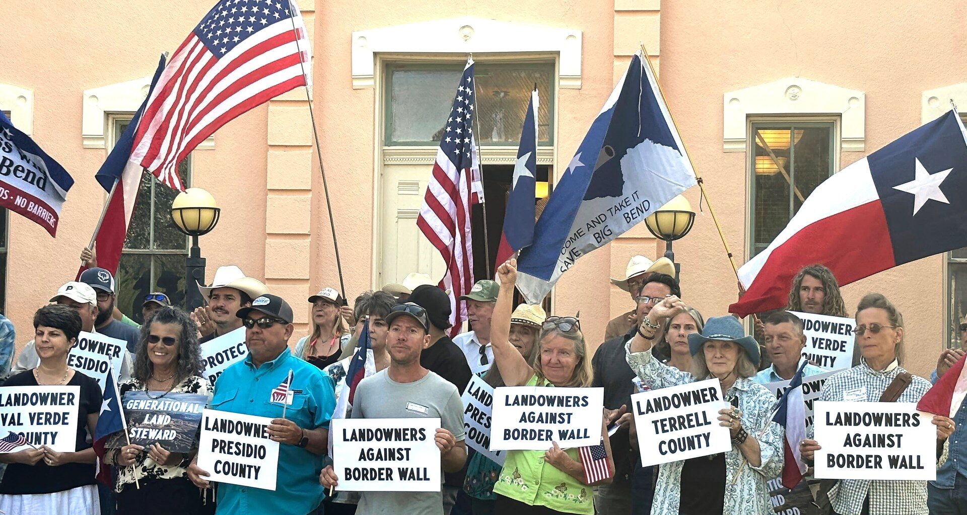 Landowners in Texas ask court to stop Trump border wall | Donald Trump News