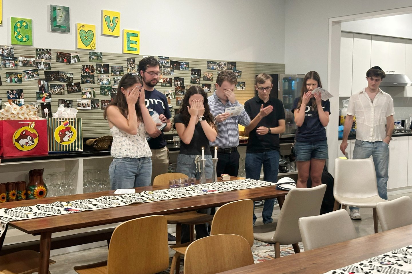 Houston Hillel brings Shabbat and community to campus