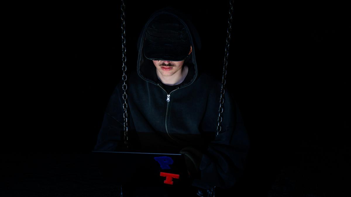 How Anonymous Posting On Social Media Actually Works