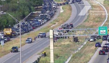 Deadly rollover crash on Loop 1604 near Helotes causes major traffic backup