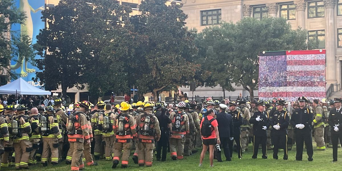 First responders climb 110 stories in Dallas for 9/11 Memorial Stair Climb