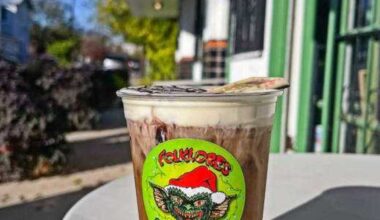 Folklores Coffee House closes Beacon Hill location