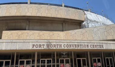 Fort Worth Convention Center arena has final farewell