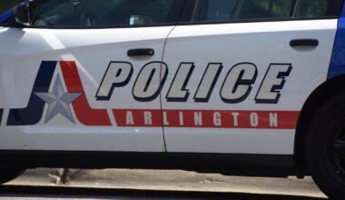 Arlington police kill man armed with knife while responding to call about a suicidal person