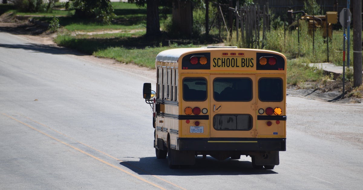 Texas school buses use more than 700 railroad crossings that lack safety gates