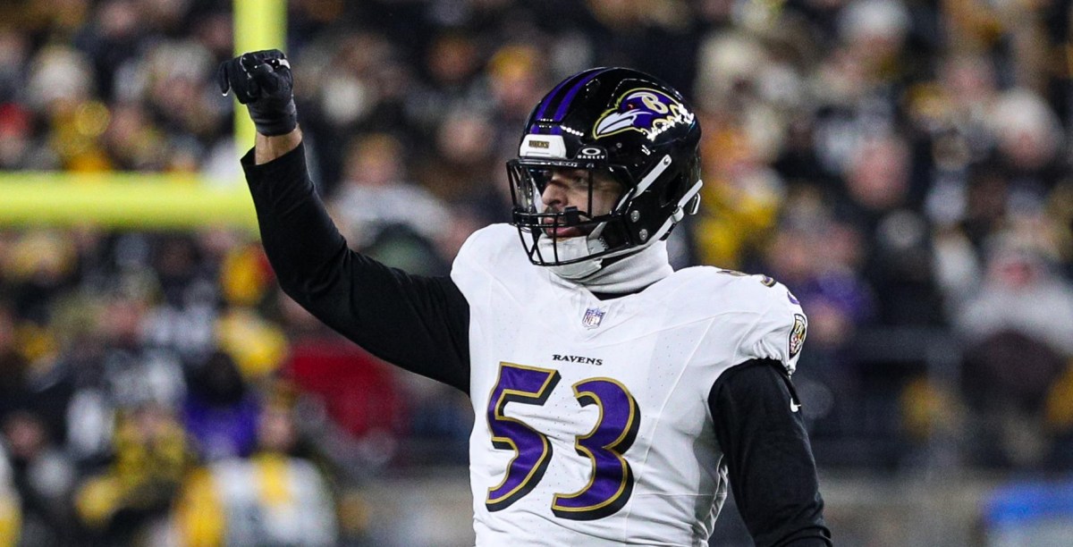 Vikings Elevate Kyle Van Noy, DeeJay Dallas for Sunday’s Game