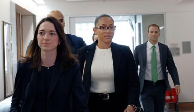 Surrogate appeals to Supreme Court in custody dispute over baby born in Texas with heart defect