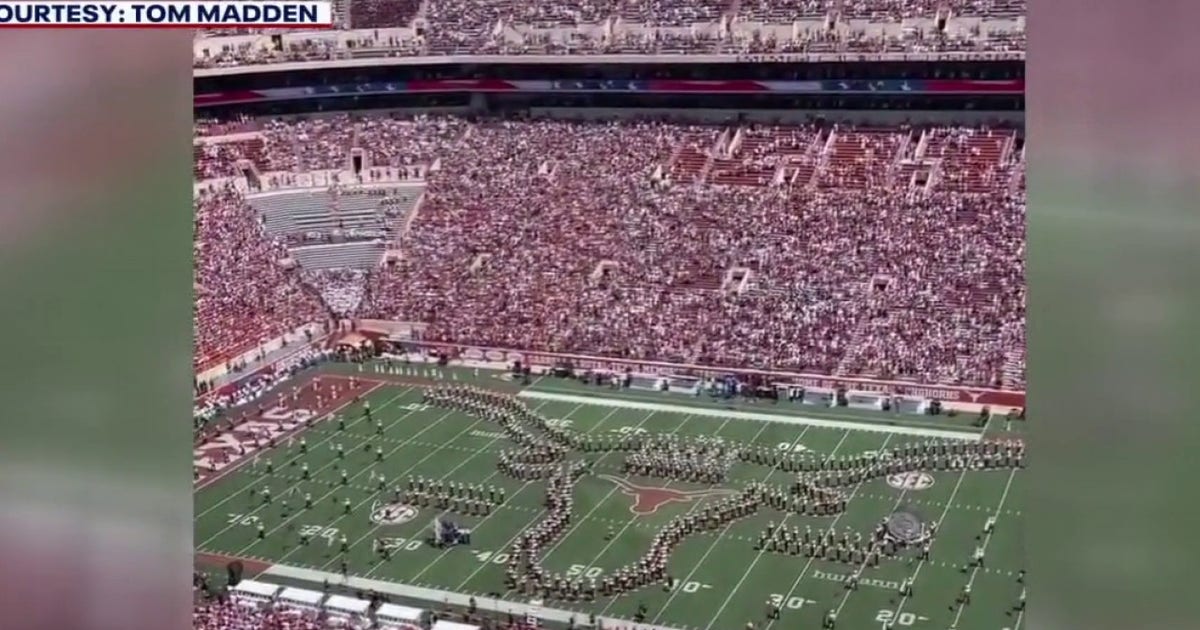 Texas vs Texas State: Fans deal with extreme heat at DKR Stadium