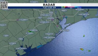 LIVE RADAR: Thunderstorms bring hail and lightning through Houston area