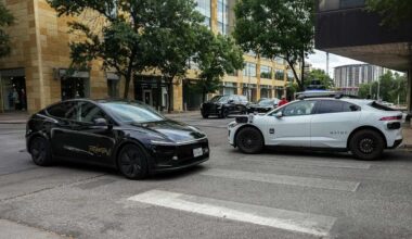Austin logs 8 robotaxi crashes as Tesla, Waymo grow Texas fleets