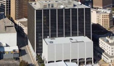A 60-year-old piece of downtown Fort Worth is up for grabs. Here's why.