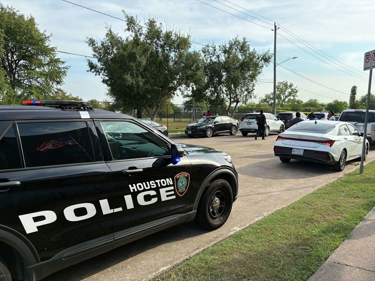 17-year-old suspect arrested in connection with star Houston athlete's death