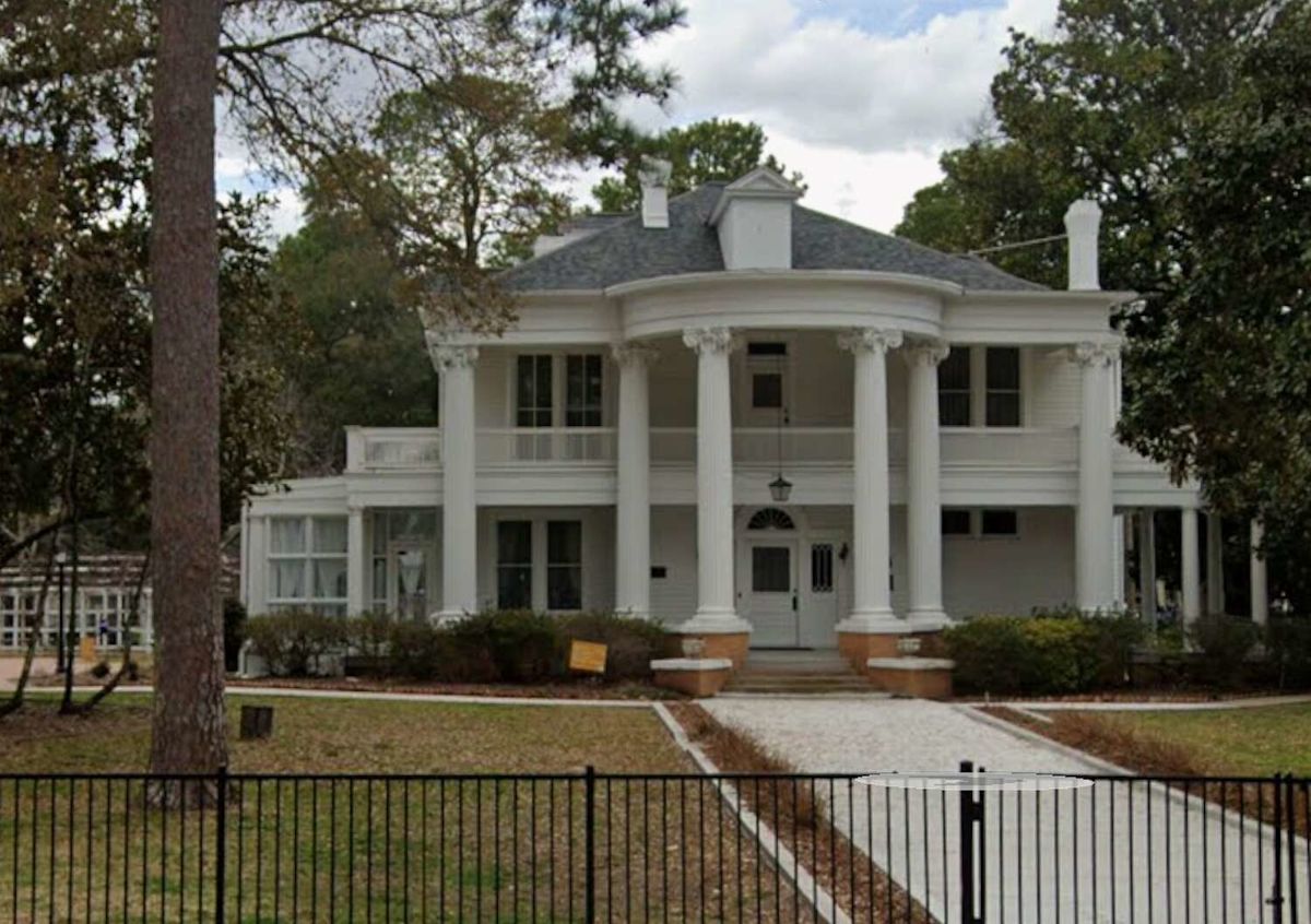 Unexpected rodents moved into this 143-year-old historic Texas home