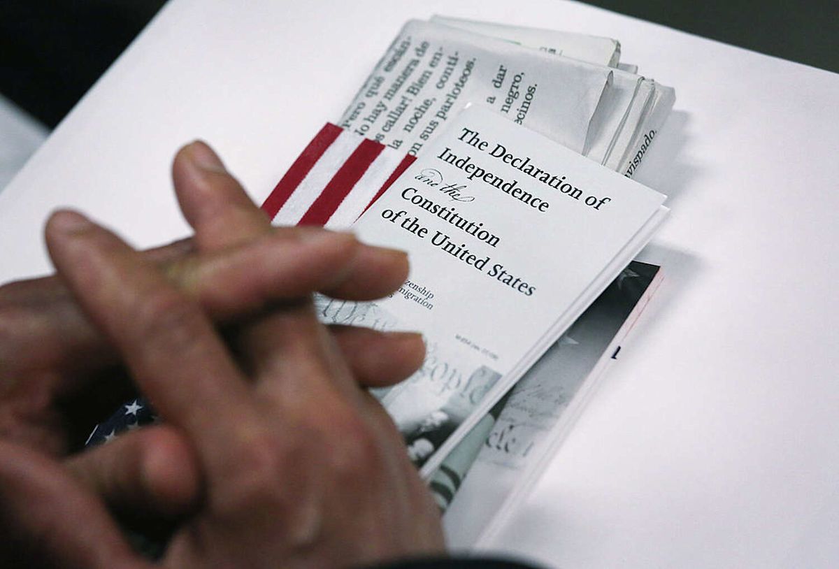 Former Dallas immigration officer accused of selling shortcuts