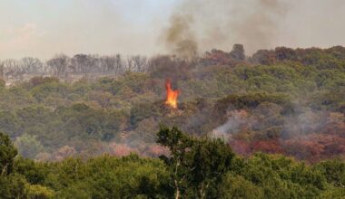 Dallas-Fort Worth heat continues Saturday as wildfire threat rises