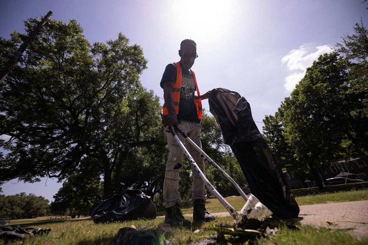 Dallas-Fort Worth to have another day of triple-digit heat and sunny weather