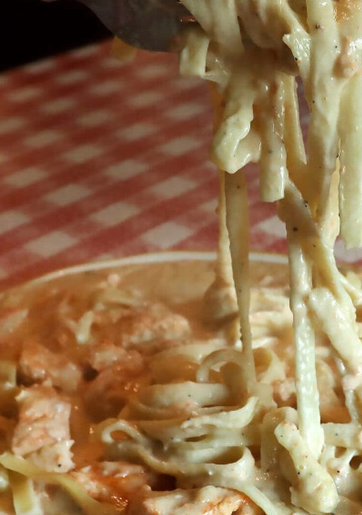 Deal-icious: 5 restaurants in Dallas-Fort Worth with a full meal for under $20