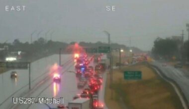 Garbage truck driver killed in Fort Worth crash identified; U.S. 287 remains closed
