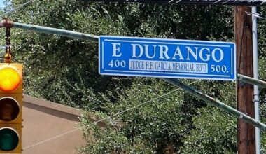 New Durango Boulevard signs going up across San Antonio