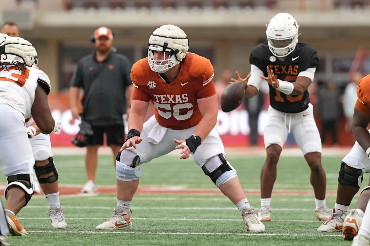 No. 5 Texas releases depth chart for Texas State game