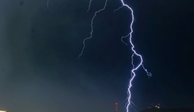 El Paso storms knock down poles, disrupt homecoming events