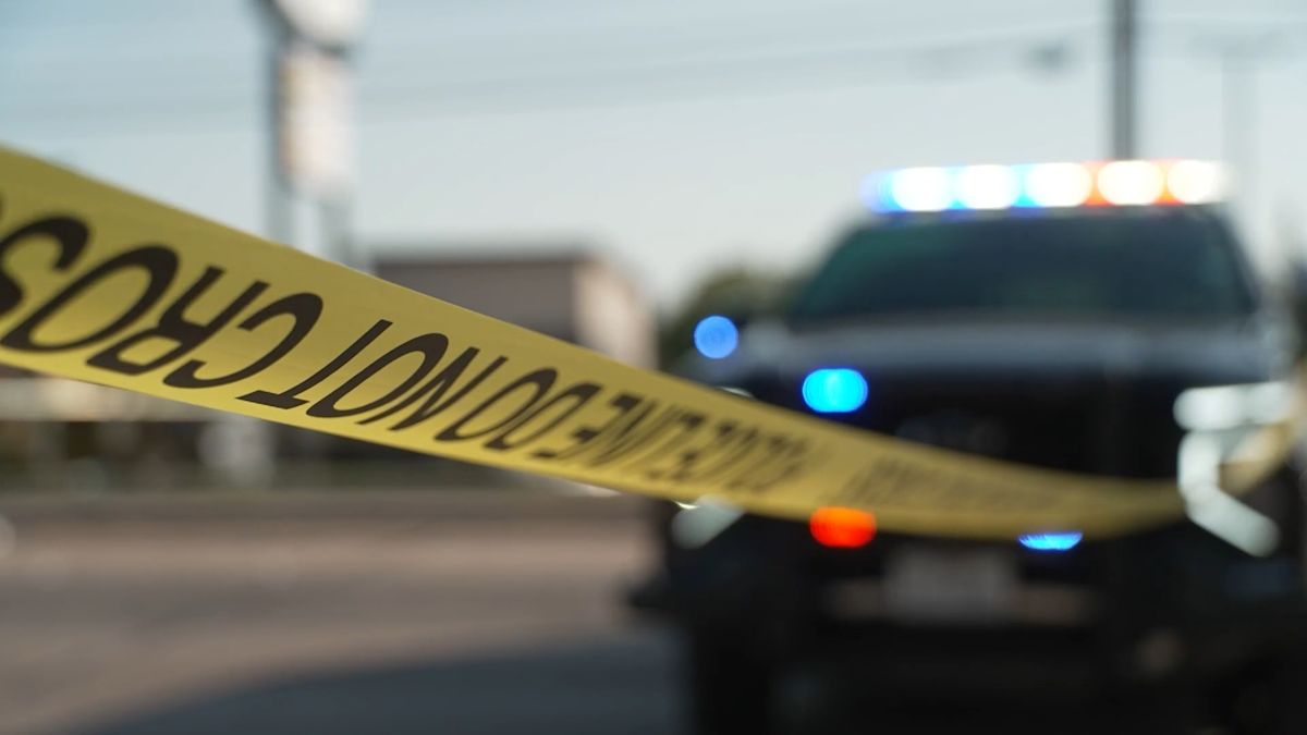 1 person killed, 5 hospitalized after overnight shooting in Dallas, police say