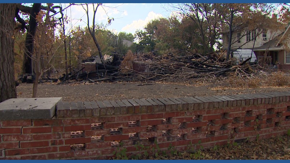 Historic South Dallas home of football trailblazer Abner Haynes destroyed by fire